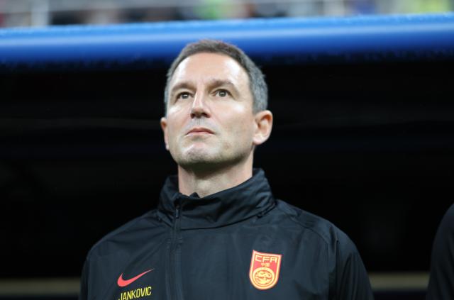 开元棋牌-选人荒+选址难，国足集训苦恼多！